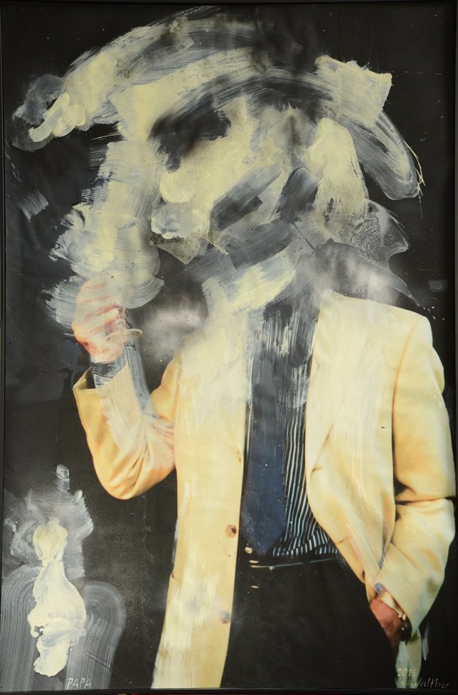 „Papa“, Fotomalerei, Acryl auf Fine Arts Inkjet Pigment Print, Unikat, 144 x 98cm, 2015