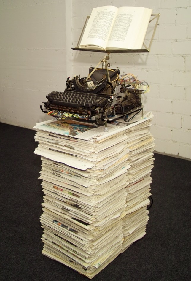 Scriptdisharmonikum, 2006, Installation, 133x36x60cm