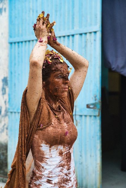 Claudia Bucher Performance Art, Revolution Art Space