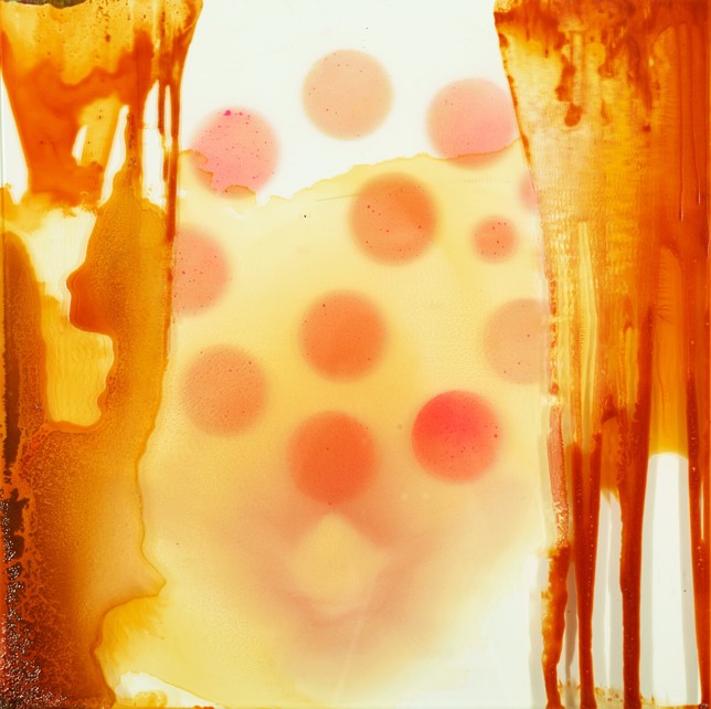 Plasma 5, Öl, Holzlasur und Spray auf und hinter Glas, 74,5 × 74,5 cm, 2019