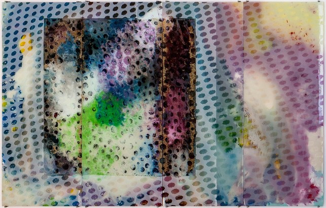Klangvorhang, Siebdruck auf Glas; Kunstharz und Stoff hinter Glas, 4-teilig, 145 × 227 cm, 2015